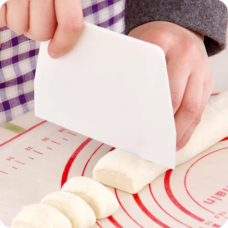 Bench Scraper Dough - 1 pz utile spatola crema curva