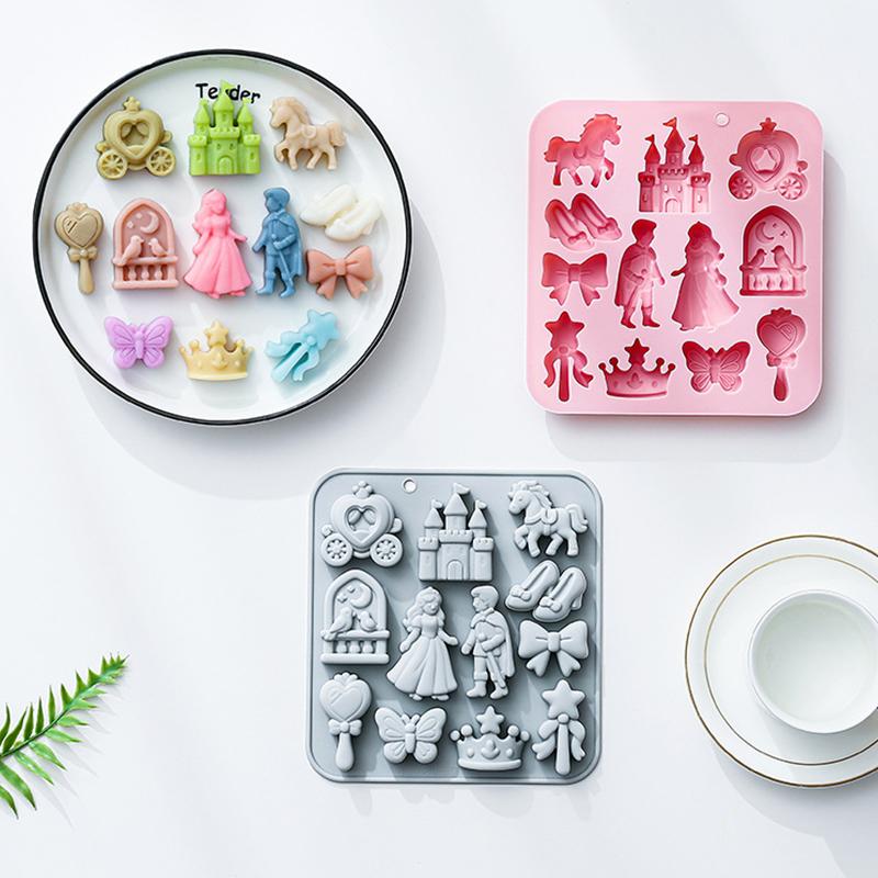 🌸 Stampo in Silicone 3D a 12 C - Kitchen Tools For Baking recensione e prezzo