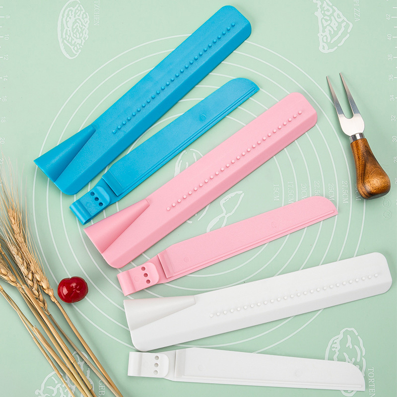 Livellatore per torte in plast - Kitchen Baking Ware recensione e prezzo
